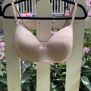 Victoria's Secret Lightly Lined Wireless No Wire Bra Beige Size 36D